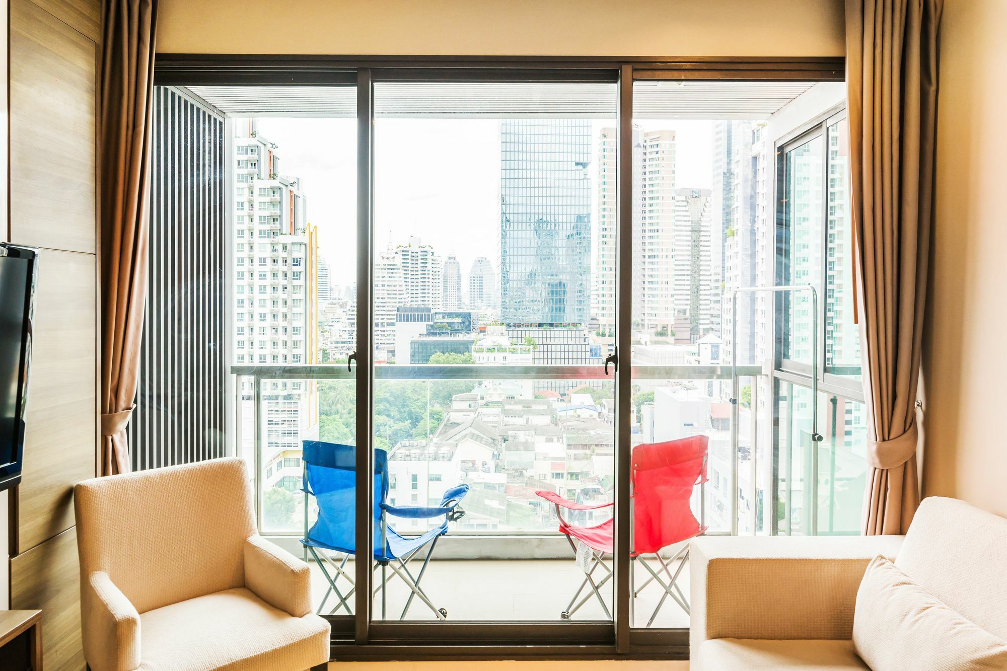 The Address Sathorn By Favstay Bangkok Exterior photo